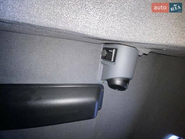 Белый Рено Мастер, объемом двигателя 2.3 л и пробегом 280 тыс. км за 20999 $, фото 15 на Automoto.ua