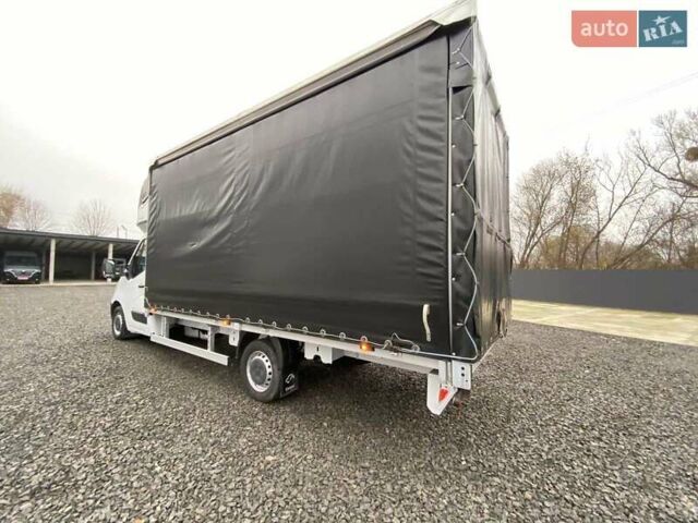 Белый Рено Мастер, объемом двигателя 2.3 л и пробегом 280 тыс. км за 20999 $, фото 3 на Automoto.ua