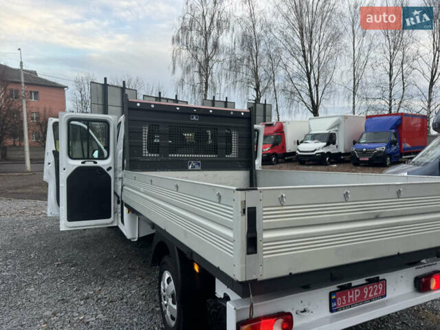 Белый Рено Мастер, объемом двигателя 0 л и пробегом 185 тыс. км за 28900 $, фото 31 на Automoto.ua