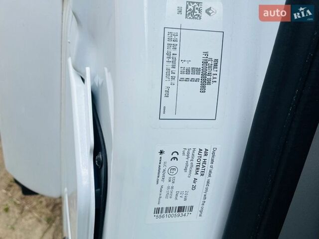 Белый Рено Мастер, объемом двигателя 2.3 л и пробегом 504 тыс. км за 21000 $, фото 29 на Automoto.ua