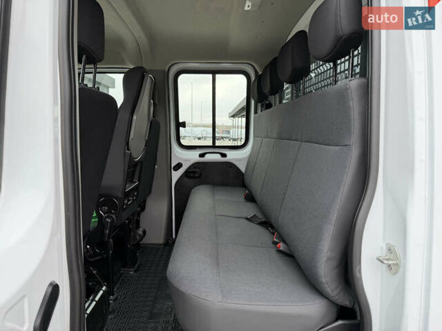 Білий Рено Мастєр, об'ємом двигуна 2.3 л та пробігом 33 тис. км за 30500 $, фото 32 на Automoto.ua