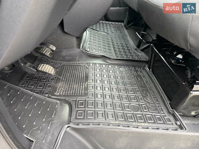 Білий Рено Мастєр, об'ємом двигуна 2.3 л та пробігом 33 тис. км за 30500 $, фото 46 на Automoto.ua