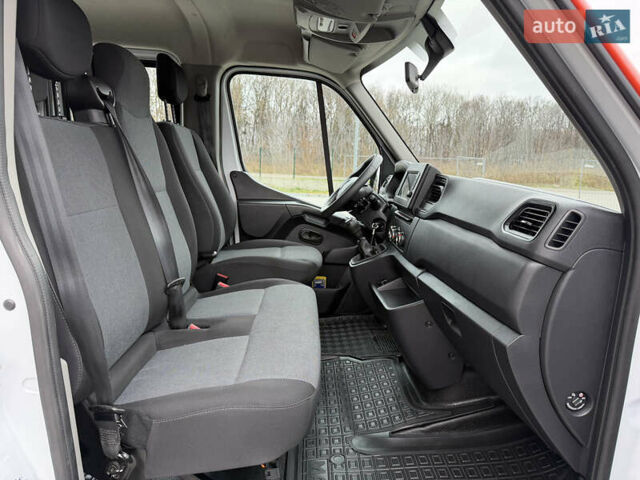 Білий Рено Мастєр, об'ємом двигуна 2.3 л та пробігом 33 тис. км за 30500 $, фото 57 на Automoto.ua