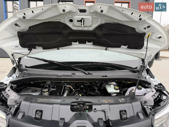 Білий Рено Мастєр, об'ємом двигуна 2.3 л та пробігом 33 тис. км за 30500 $, фото 63 на Automoto.ua