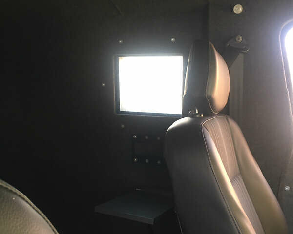 Белый Рено Мастер, объемом двигателя 2.3 л и пробегом 190 тыс. км за 38000 $, фото 4 на Automoto.ua