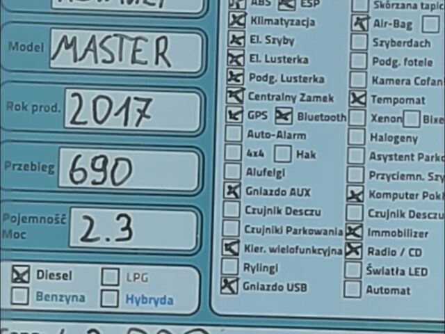 Белый Рено Мастер, объемом двигателя 2.3 л и пробегом 690 тыс. км за 10000 $, фото 10 на Automoto.ua