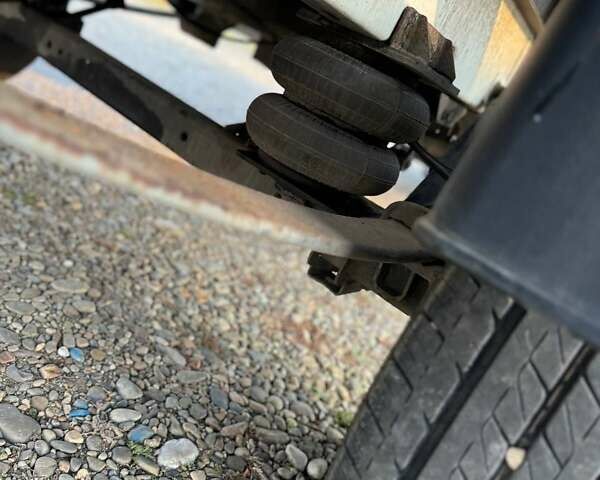 Рено Мастер 2014 в Кицмане на Automoto.ua Белый Рено Мастер, объемом двигателя 2.3 л и пробегом 460 тыс. км за 14500 $, фото 5 на Automoto.ua