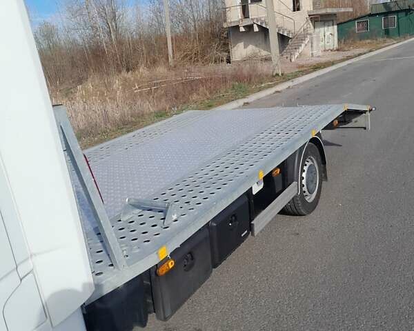 Белый Рено Мастер, объемом двигателя 2.3 л и пробегом 709 тыс. км за 14500 $, фото 1 на Automoto.ua