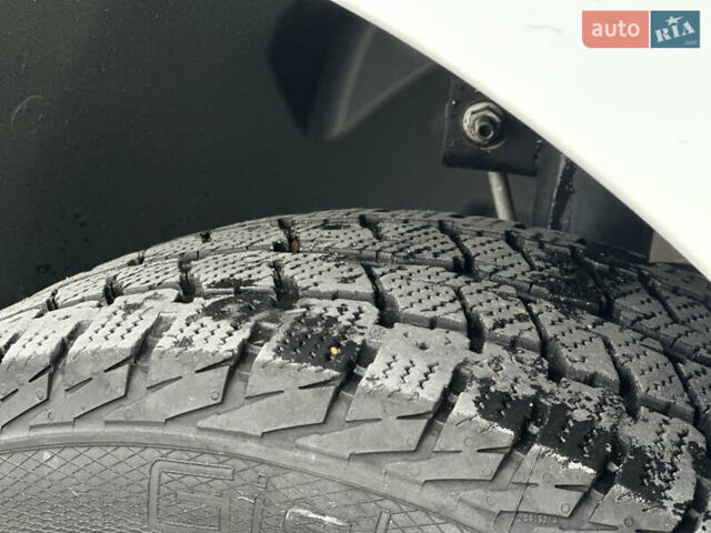 Белый Рено Мастер, объемом двигателя 2.3 л и пробегом 580 тыс. км за 15300 $, фото 33 на Automoto.ua