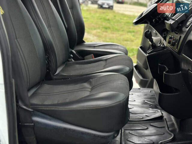 Белый Рено Мастер, объемом двигателя 2.3 л и пробегом 580 тыс. км за 15300 $, фото 44 на Automoto.ua