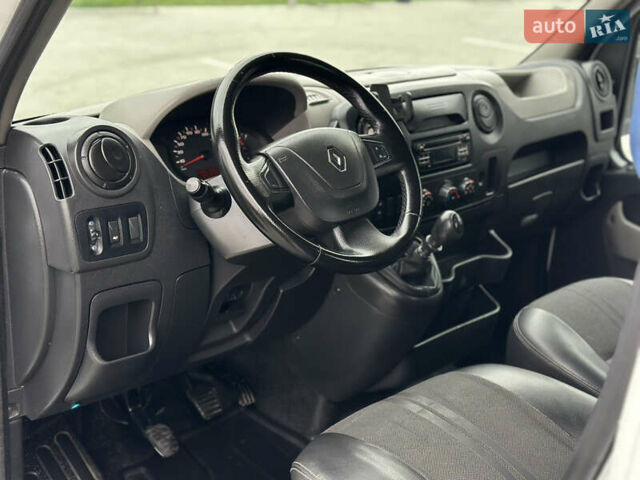 Белый Рено Мастер, объемом двигателя 2.3 л и пробегом 580 тыс. км за 15300 $, фото 16 на Automoto.ua