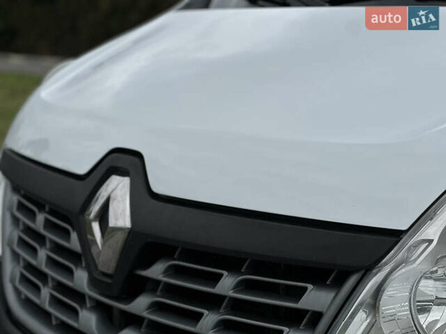 Белый Рено Мастер, объемом двигателя 2.3 л и пробегом 580 тыс. км за 15300 $, фото 40 на Automoto.ua