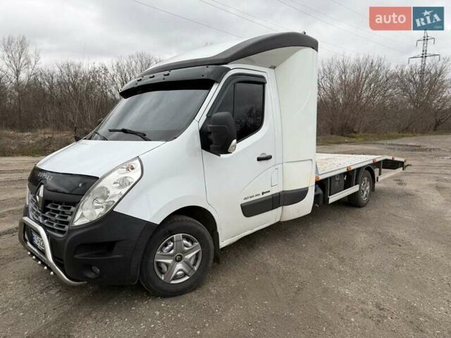 Белый Рено Мастер, объемом двигателя 2.3 л и пробегом 327 тыс. км за 25000 $, фото 3 на Automoto.ua