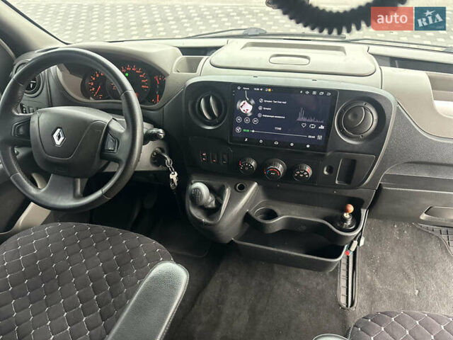 Белый Рено Мастер, объемом двигателя 2.3 л и пробегом 330 тыс. км за 25500 $, фото 8 на Automoto.ua