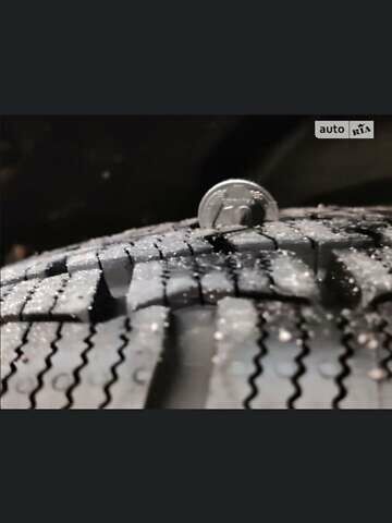 Белый Рено Мастер, объемом двигателя 2.3 л и пробегом 420 тыс. км за 17000 $, фото 2 на Automoto.ua