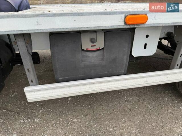 Белый Рено Мастер, объемом двигателя 2.3 л и пробегом 327 тыс. км за 25000 $, фото 5 на Automoto.ua