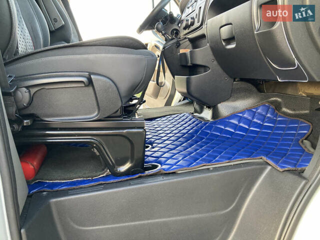 Белый Рено Мастер, объемом двигателя 2.3 л и пробегом 450 тыс. км за 17700 $, фото 34 на Automoto.ua