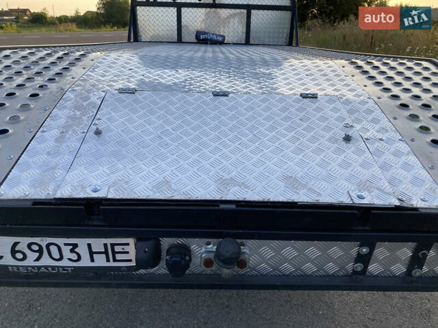 Белый Рено Мастер, объемом двигателя 2.3 л и пробегом 450 тыс. км за 17700 $, фото 17 на Automoto.ua