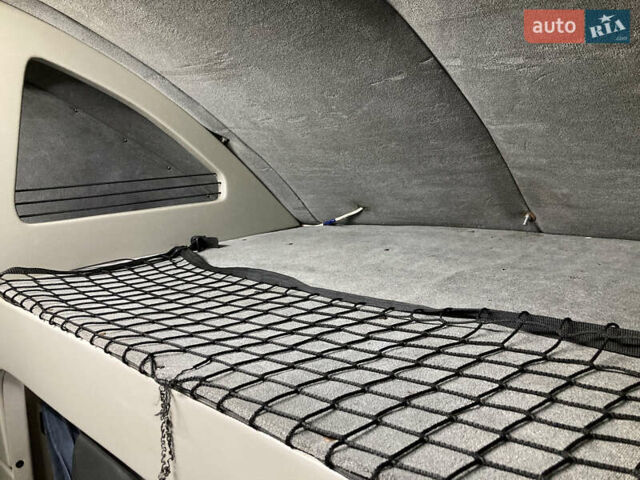 Белый Рено Мастер, объемом двигателя 2.3 л и пробегом 450 тыс. км за 17700 $, фото 52 на Automoto.ua