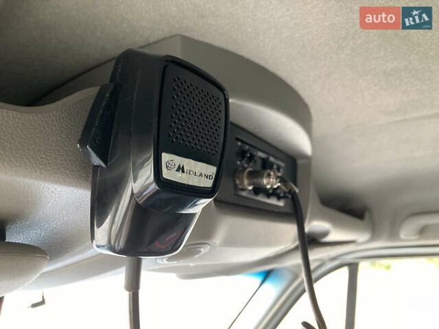 Белый Рено Мастер, объемом двигателя 2.3 л и пробегом 450 тыс. км за 17700 $, фото 46 на Automoto.ua