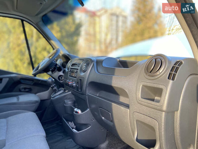 Белый Рено Мастер, объемом двигателя 2.3 л и пробегом 225 тыс. км за 16990 $, фото 29 на Automoto.ua
