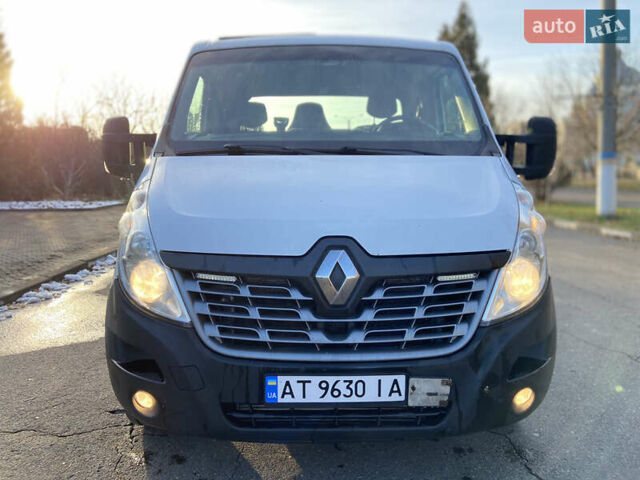 Белый Рено Мастер, объемом двигателя 2.3 л и пробегом 225 тыс. км за 16990 $, фото 1 на Automoto.ua