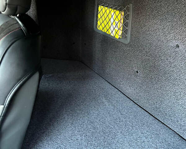 Білий Рено Мастєр, об'ємом двигуна 2.2 л та пробігом 237 тис. км за 18900 $, фото 5 на Automoto.ua