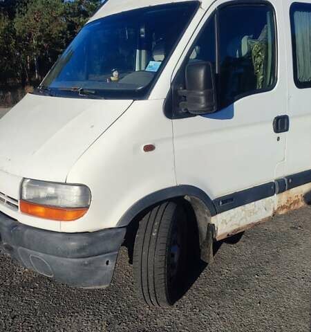 Белый Рено Мастер, объемом двигателя 2.8 л и пробегом 628 тыс. км за 3300 $, фото 1 на Automoto.ua