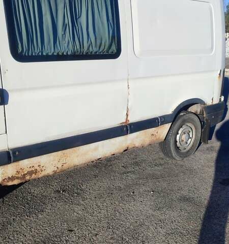 Белый Рено Мастер, объемом двигателя 2.8 л и пробегом 628 тыс. км за 3300 $, фото 3 на Automoto.ua