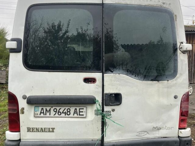 Белый Рено Мастер, объемом двигателя 2.8 л и пробегом 300 тыс. км за 1000 $, фото 1 на Automoto.ua