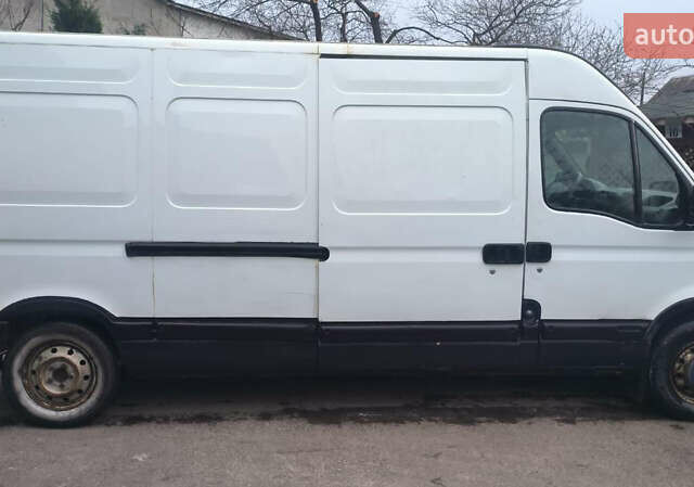 Білий Рено Мастєр, об'ємом двигуна 2.19 л та пробігом 382 тис. км за 3650 $, фото 4 на Automoto.ua