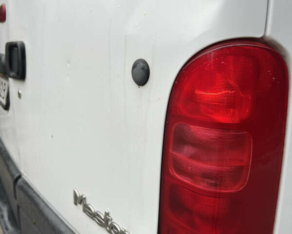 Білий Рено Мастєр, об'ємом двигуна 2.19 л та пробігом 317 тис. км за 5650 $, фото 13 на Automoto.ua