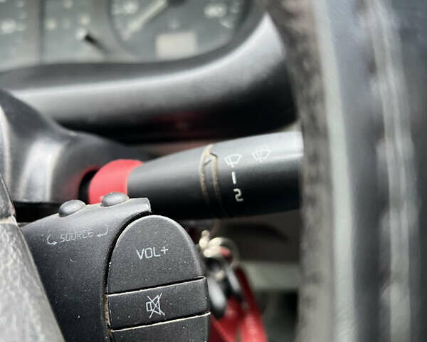 Білий Рено Мастєр, об'ємом двигуна 2.19 л та пробігом 317 тис. км за 5650 $, фото 28 на Automoto.ua