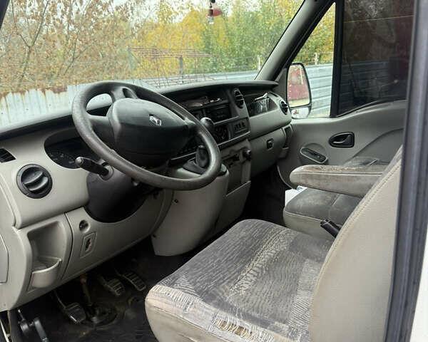 Білий Рено Мастєр, об'ємом двигуна 2.5 л та пробігом 290 тис. км за 6000 $, фото 5 на Automoto.ua