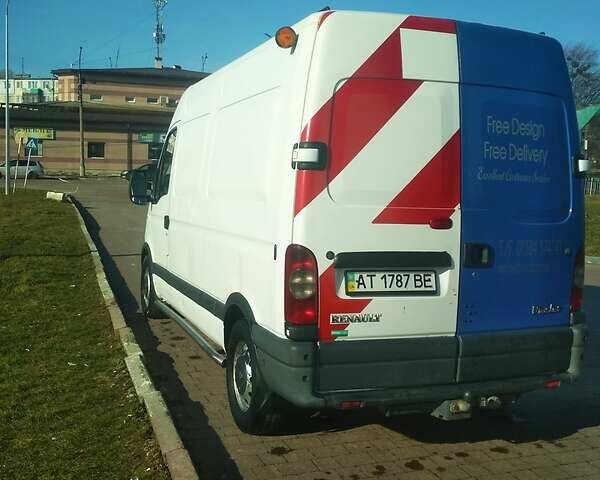 Белый Рено Мастер, объемом двигателя 2.5 л и пробегом 495 тыс. км за 6500 $, фото 4 на Automoto.ua