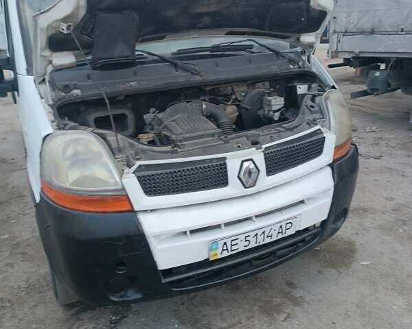 Білий Рено Мастєр, об'ємом двигуна 30 л та пробігом 418 тис. км за 5750 $, фото 1 на Automoto.ua
