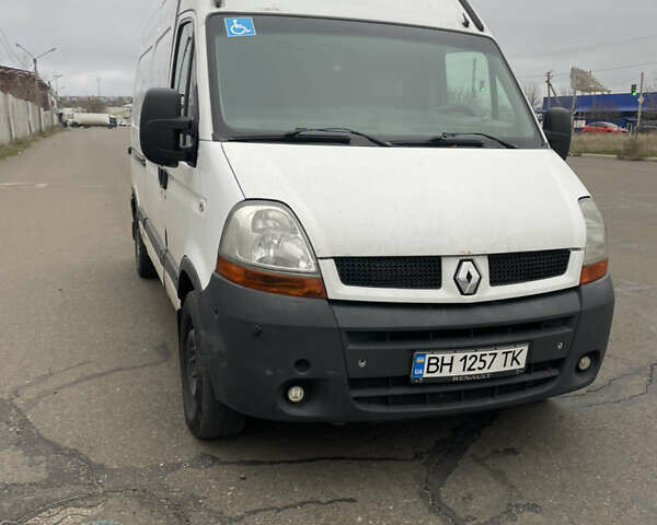 Белый Рено Мастер, объемом двигателя 2.46 л и пробегом 350 тыс. км за 4700 $, фото 6 на Automoto.ua