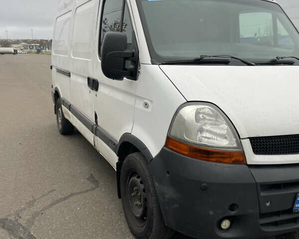 Белый Рено Мастер, объемом двигателя 2.46 л и пробегом 350 тыс. км за 4700 $, фото 3 на Automoto.ua