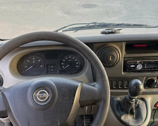 Белый Рено Мастер, объемом двигателя 2.46 л и пробегом 452 тыс. км за 4799 $, фото 13 на Automoto.ua