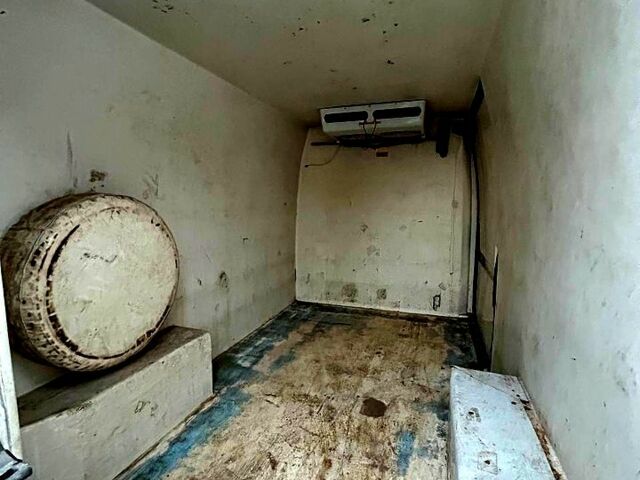 Білий Рено Мастєр, об'ємом двигуна 2.8 л та пробігом 759 тис. км за 4900 $, фото 4 на Automoto.ua