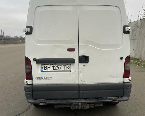 Белый Рено Мастер, объемом двигателя 2.46 л и пробегом 350 тыс. км за 4700 $, фото 1 на Automoto.ua
