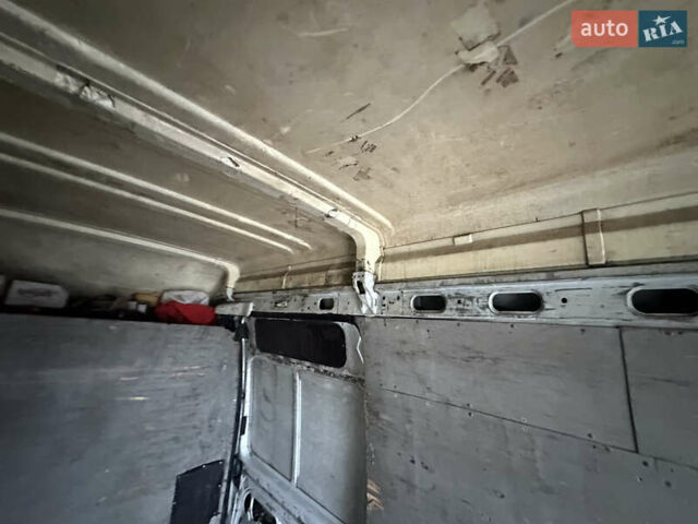 Білий Рено Мастєр, об'ємом двигуна 2.46 л та пробігом 600 тис. км за 5000 $, фото 39 на Automoto.ua