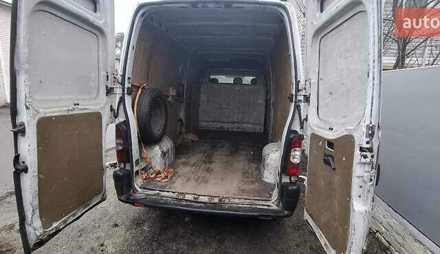 Белый Рено Мастер, объемом двигателя 2.46 л и пробегом 533 тыс. км за 4500 $, фото 6 на Automoto.ua