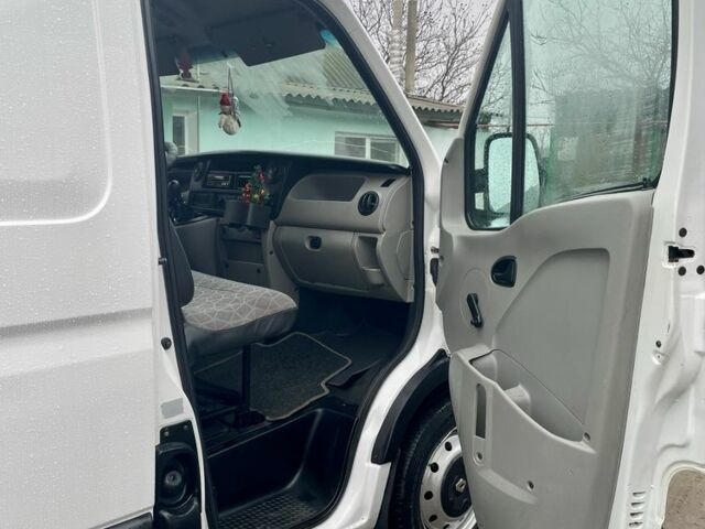 Белый Рено Мастер, объемом двигателя 2.5 л и пробегом 480 тыс. км за 7300 $, фото 14 на Automoto.ua