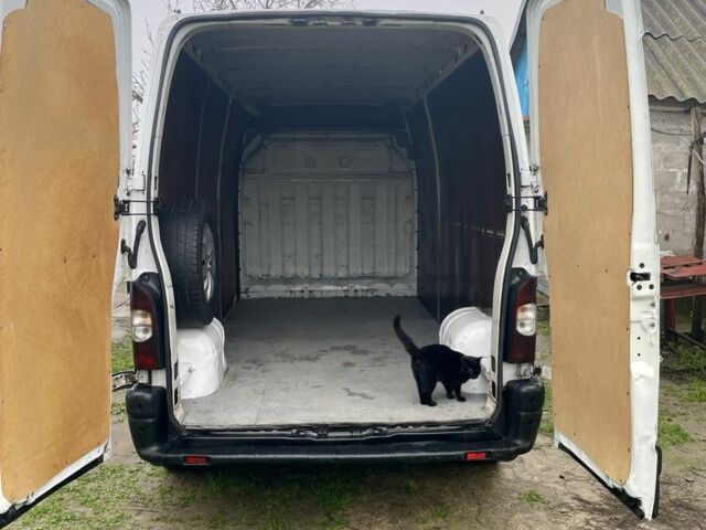 Белый Рено Мастер, объемом двигателя 2.5 л и пробегом 480 тыс. км за 7300 $, фото 8 на Automoto.ua