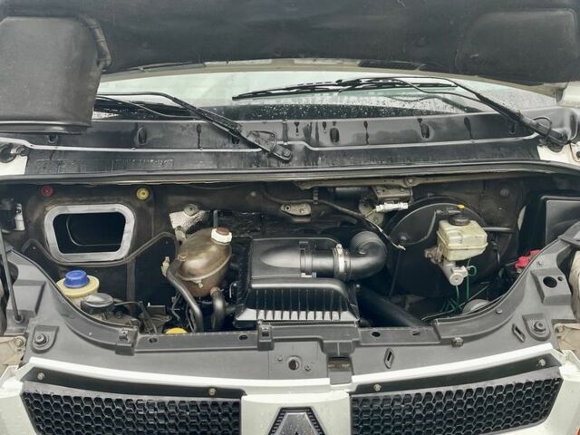 Белый Рено Мастер, объемом двигателя 2.5 л и пробегом 480 тыс. км за 7300 $, фото 18 на Automoto.ua