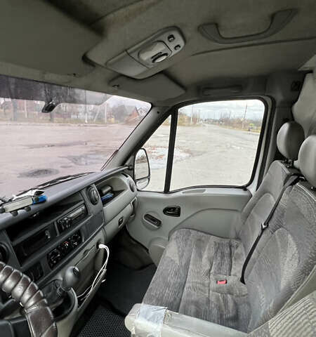 Белый Рено Мастер, объемом двигателя 2.19 л и пробегом 400 тыс. км за 5000 $, фото 15 на Automoto.ua