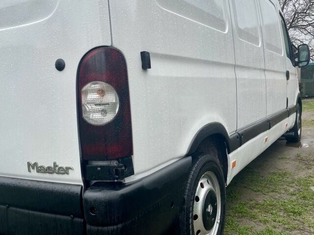 Белый Рено Мастер, объемом двигателя 2.5 л и пробегом 480 тыс. км за 7300 $, фото 7 на Automoto.ua