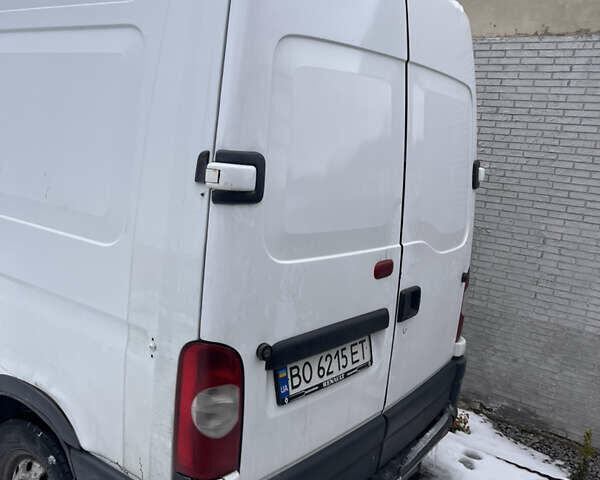 Белый Рено Мастер, объемом двигателя 2.46 л и пробегом 850 тыс. км за 6200 $, фото 3 на Automoto.ua