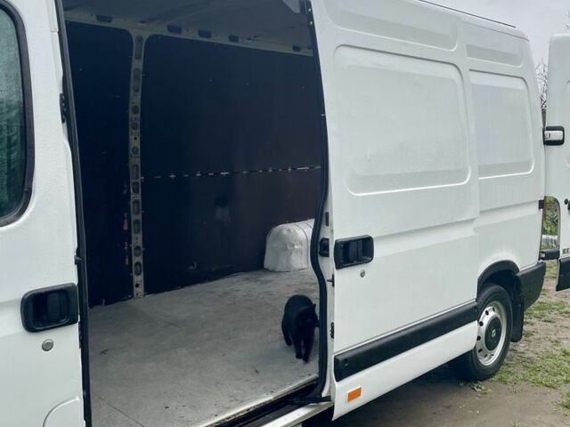 Белый Рено Мастер, объемом двигателя 2.5 л и пробегом 480 тыс. км за 7300 $, фото 9 на Automoto.ua